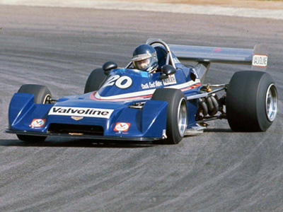 Gilles Villeneuve in his South Coast Motors Chevron B39 at Kyalami in 1977. Copyright David Pearson (<a href='http://www.motoprint.co.za/' target='_blank'>motoprint.co.za</a>) 2024. Used with permission.