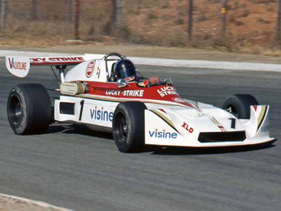 Dave Charlton in his Modus M3 at Kyalami in 1976. Copyright David Pearson (<a href='http://www.motoprint.co.za/' target='_blank'>motoprint.co.za</a>) 2012. Used with permission.